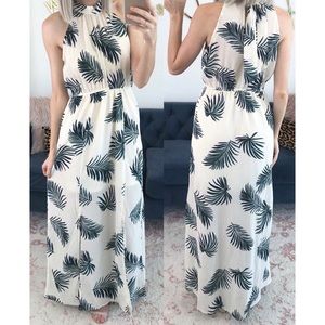 Staccato Palm Maxi Dress